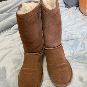 Bearpaw boots